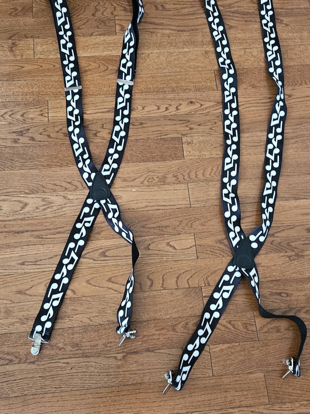 Men's Black and White Musical Note Suspenders